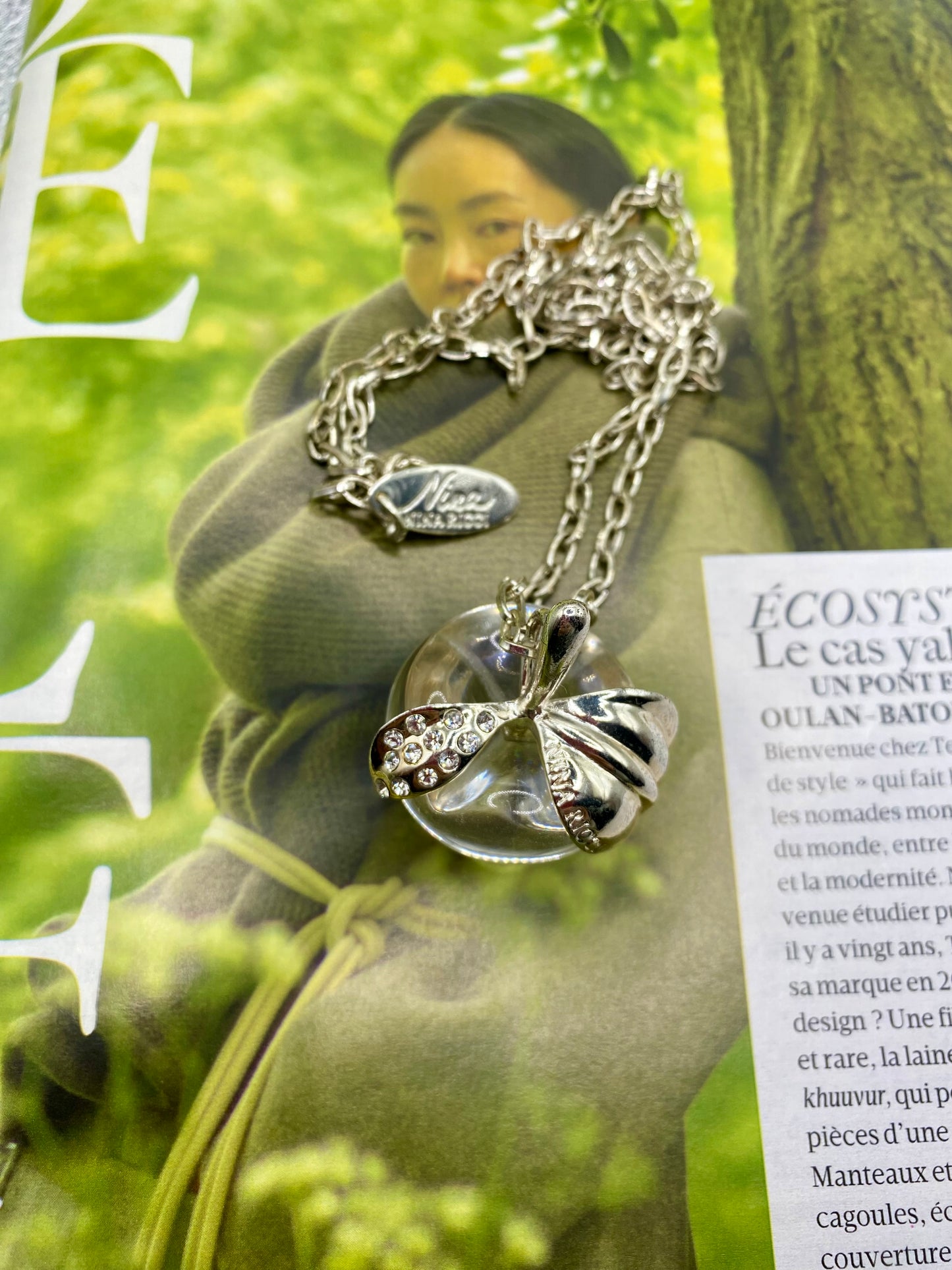 Nina Ricci iconic necklace