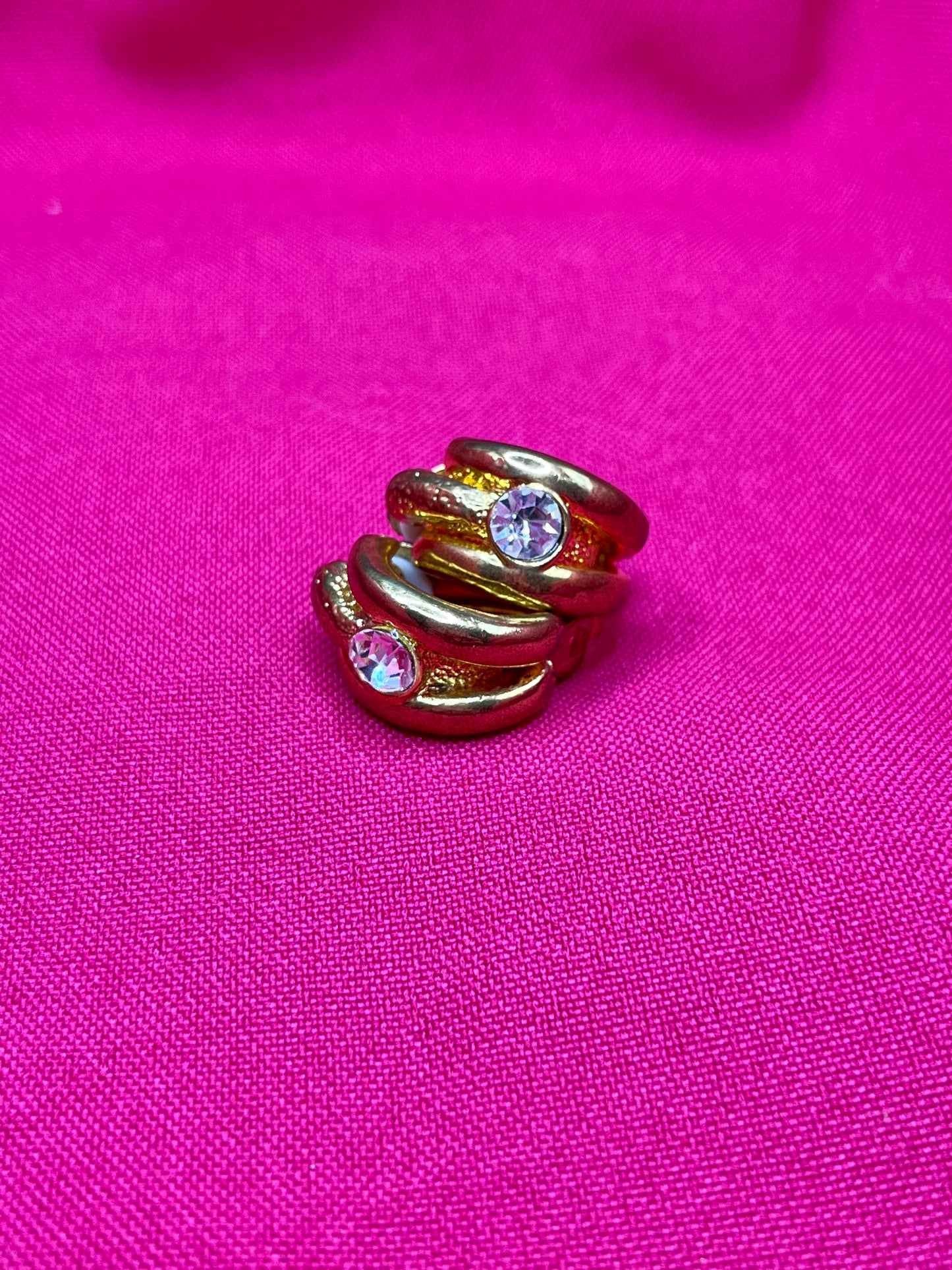 Hoop matte gold clips