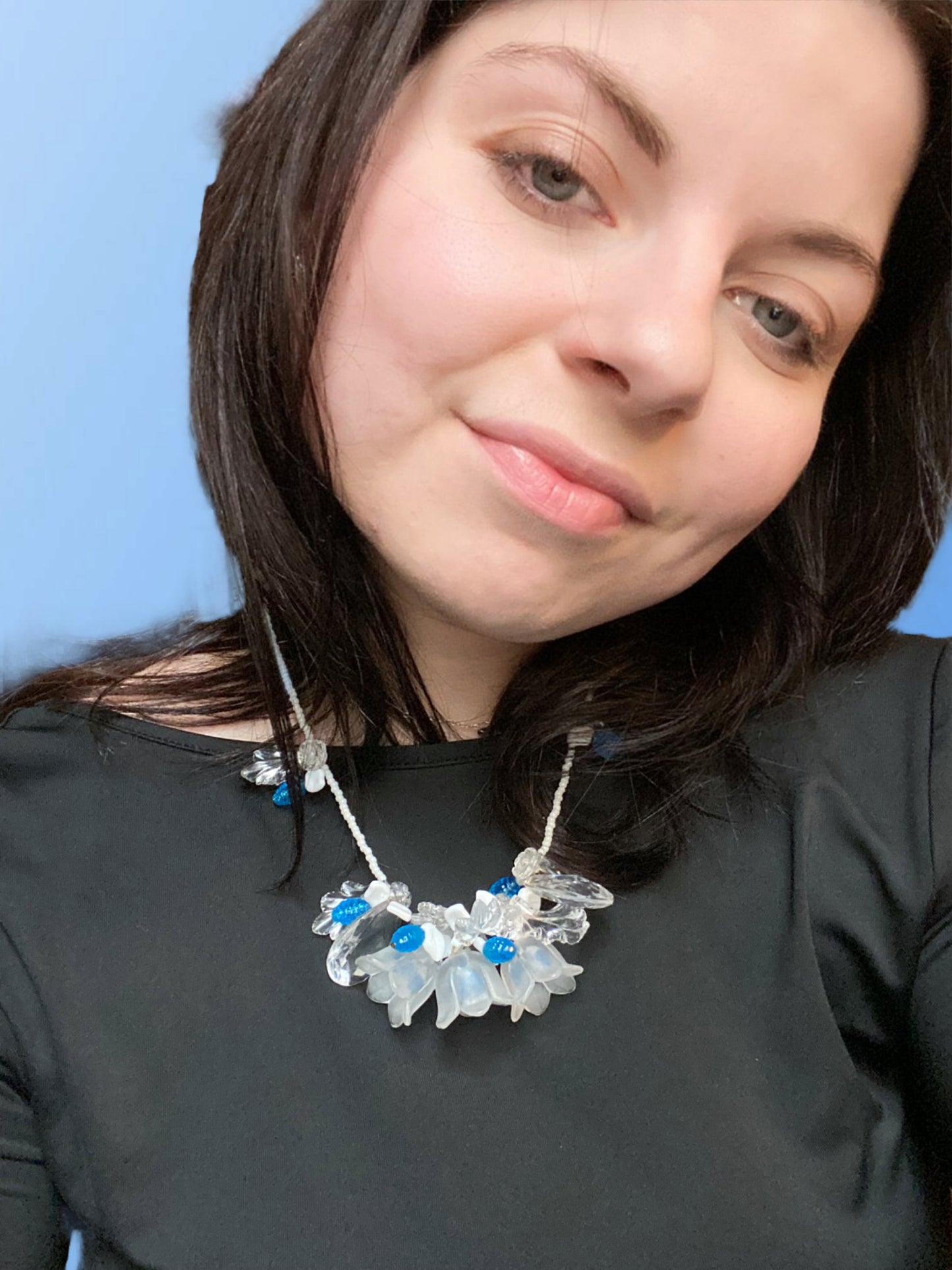 60’s floral necklace