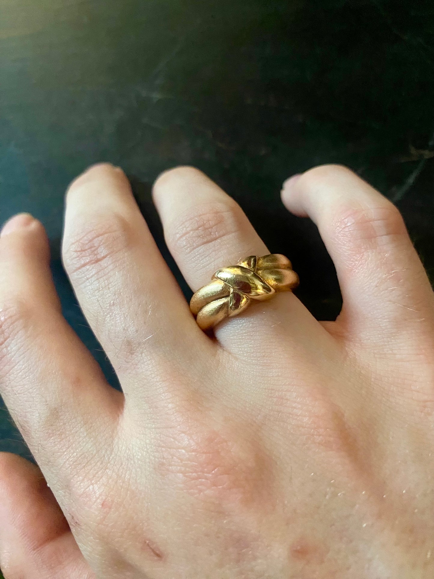 Cross ring