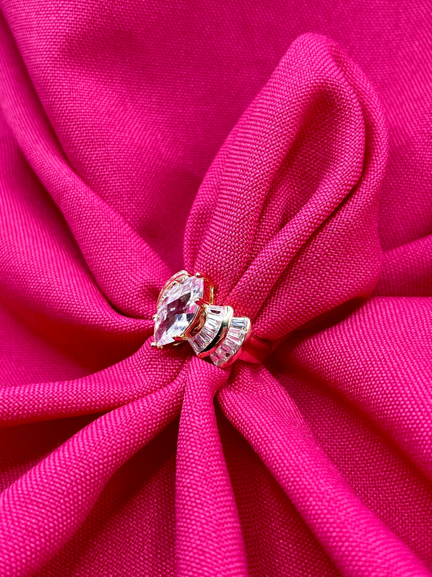 Statement gold ring