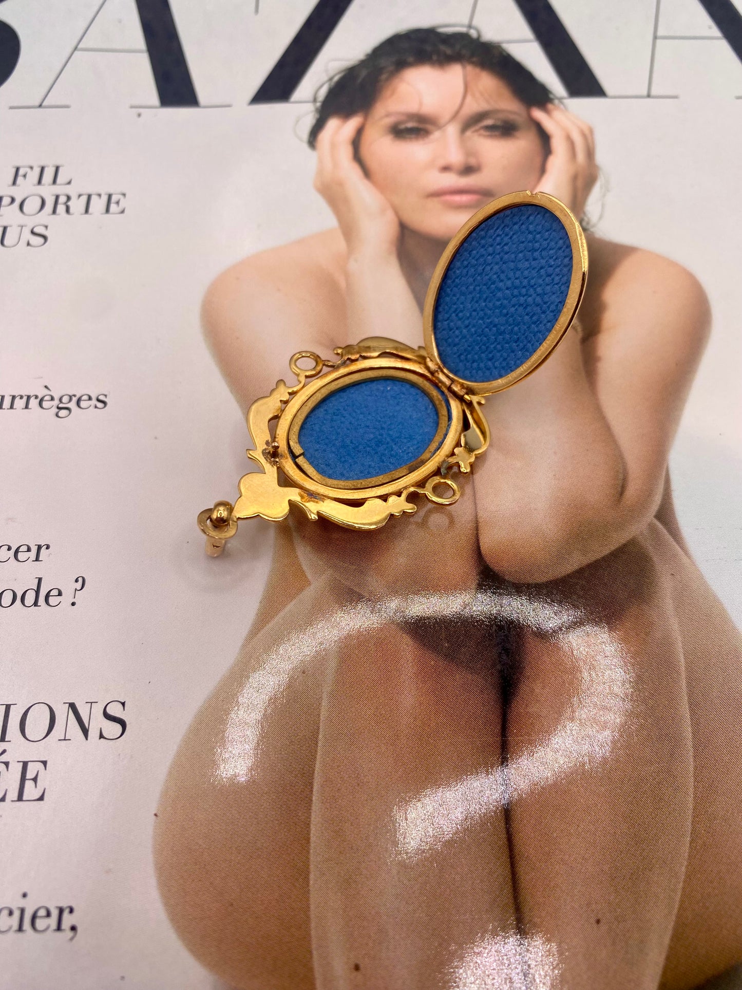 Photography pendant