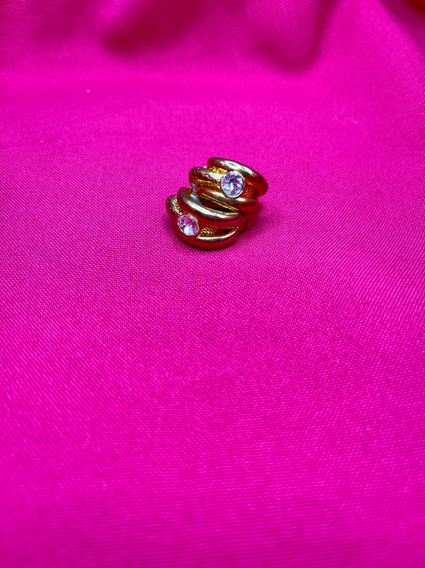 Hoop matte gold clips