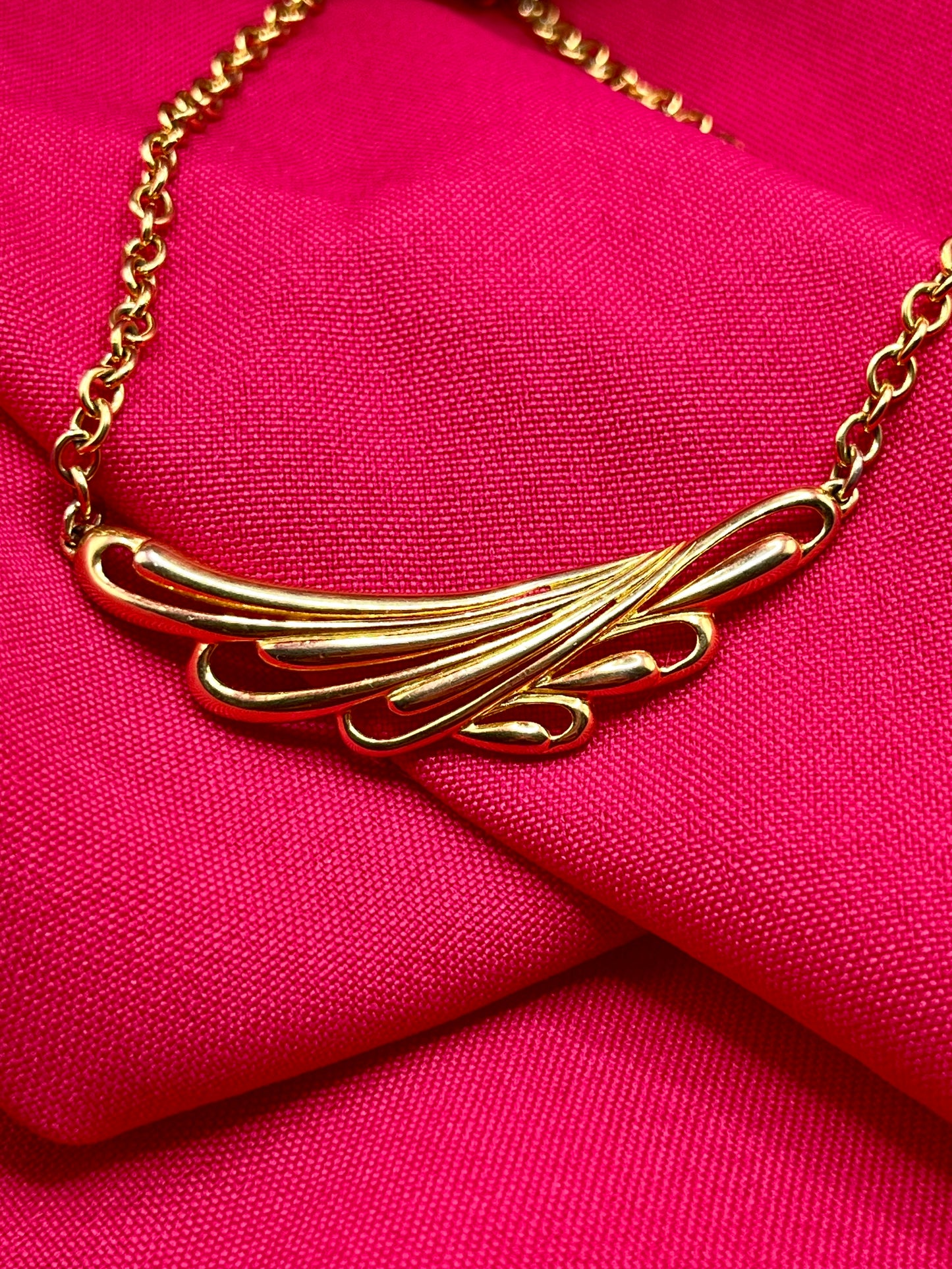 Monet necklace