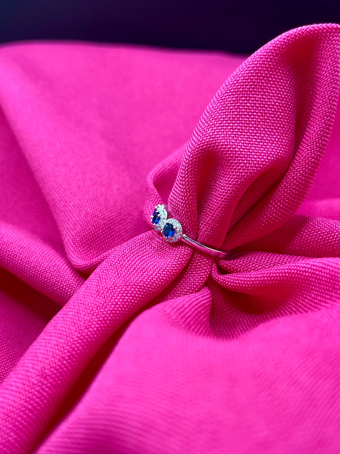 Five blue crystals ring