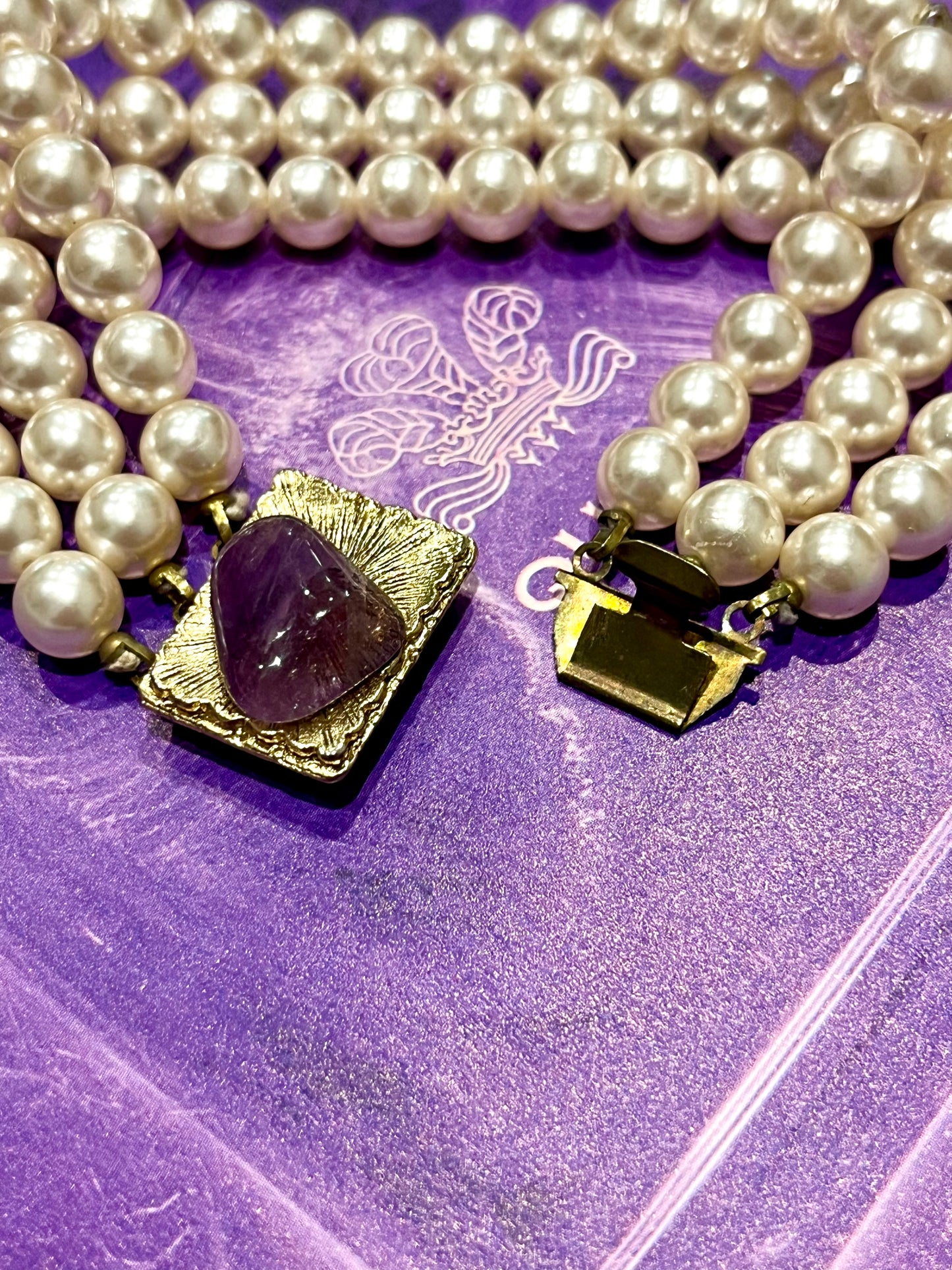 Pearls bracelet