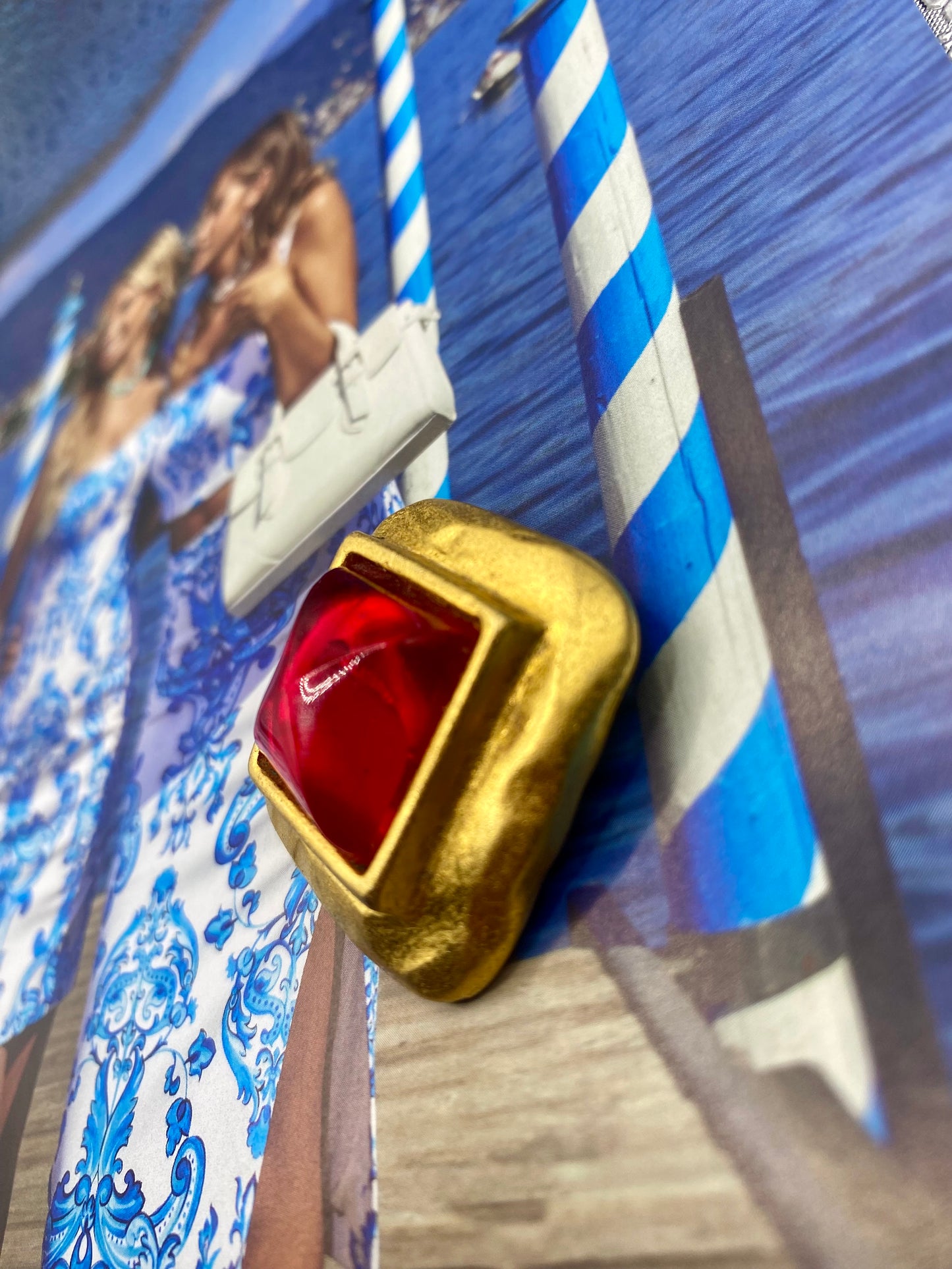 Pendentif et broche Lancôme parfum
