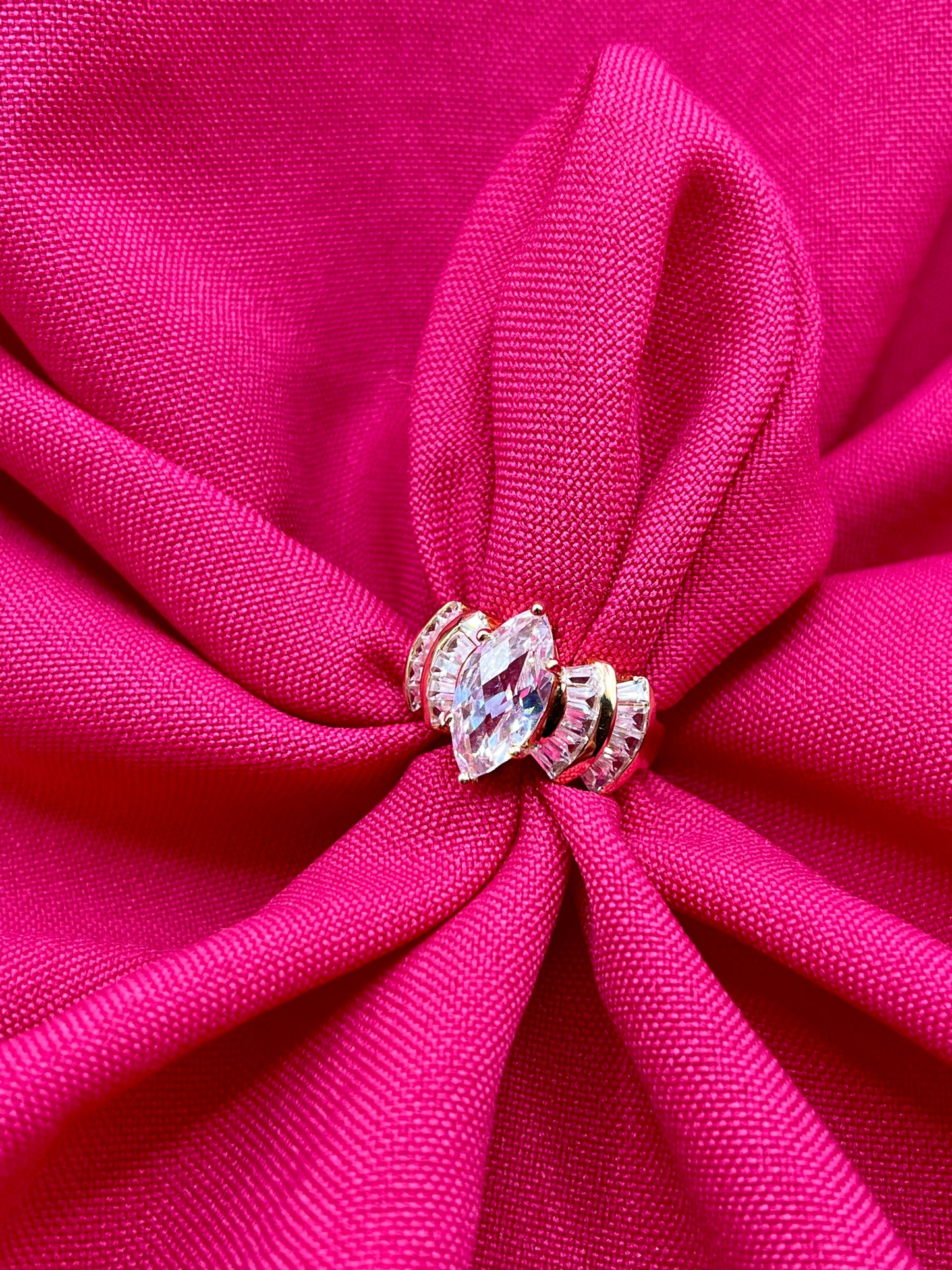 Statement gold ring