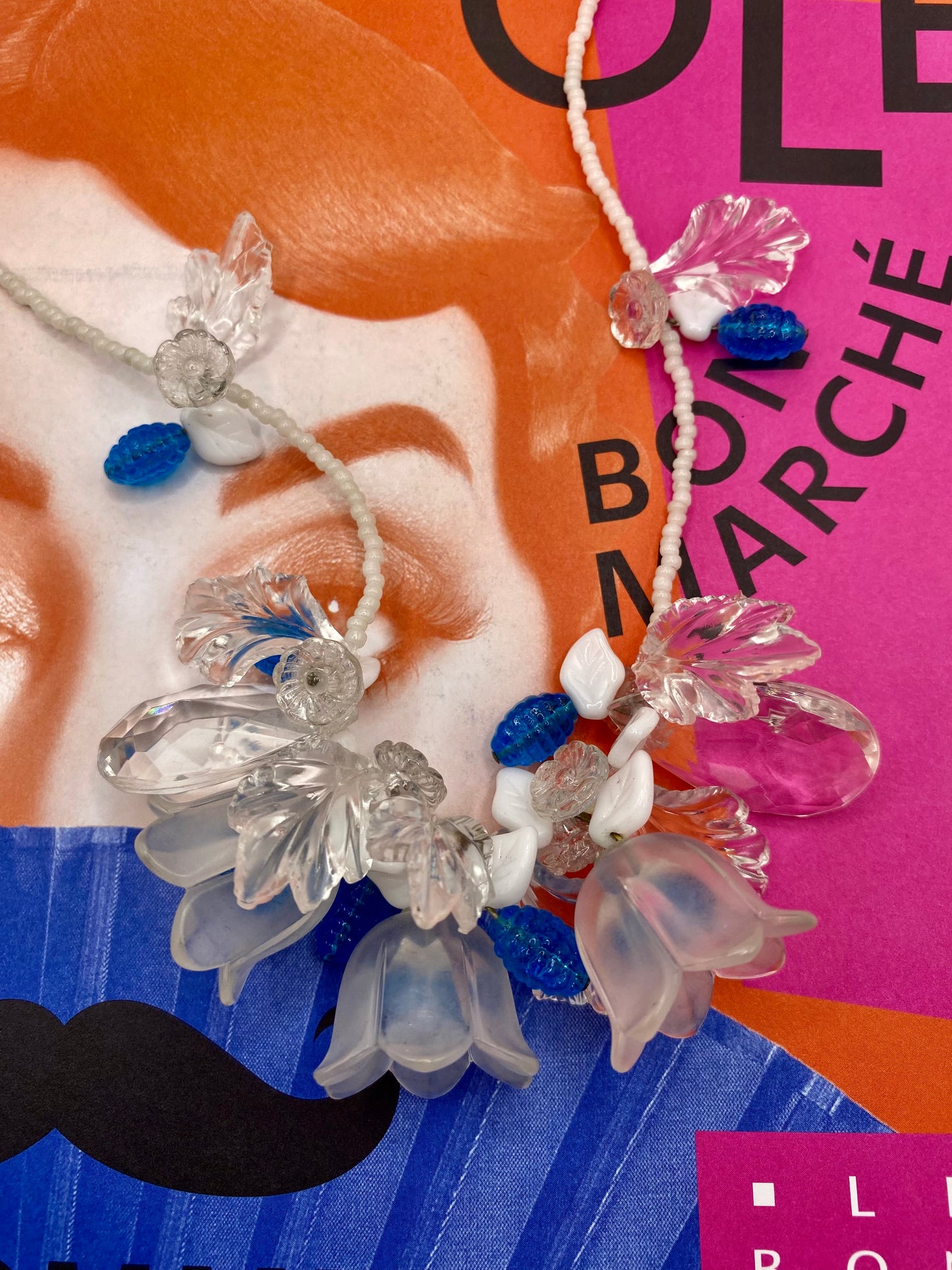 60’s floral necklace