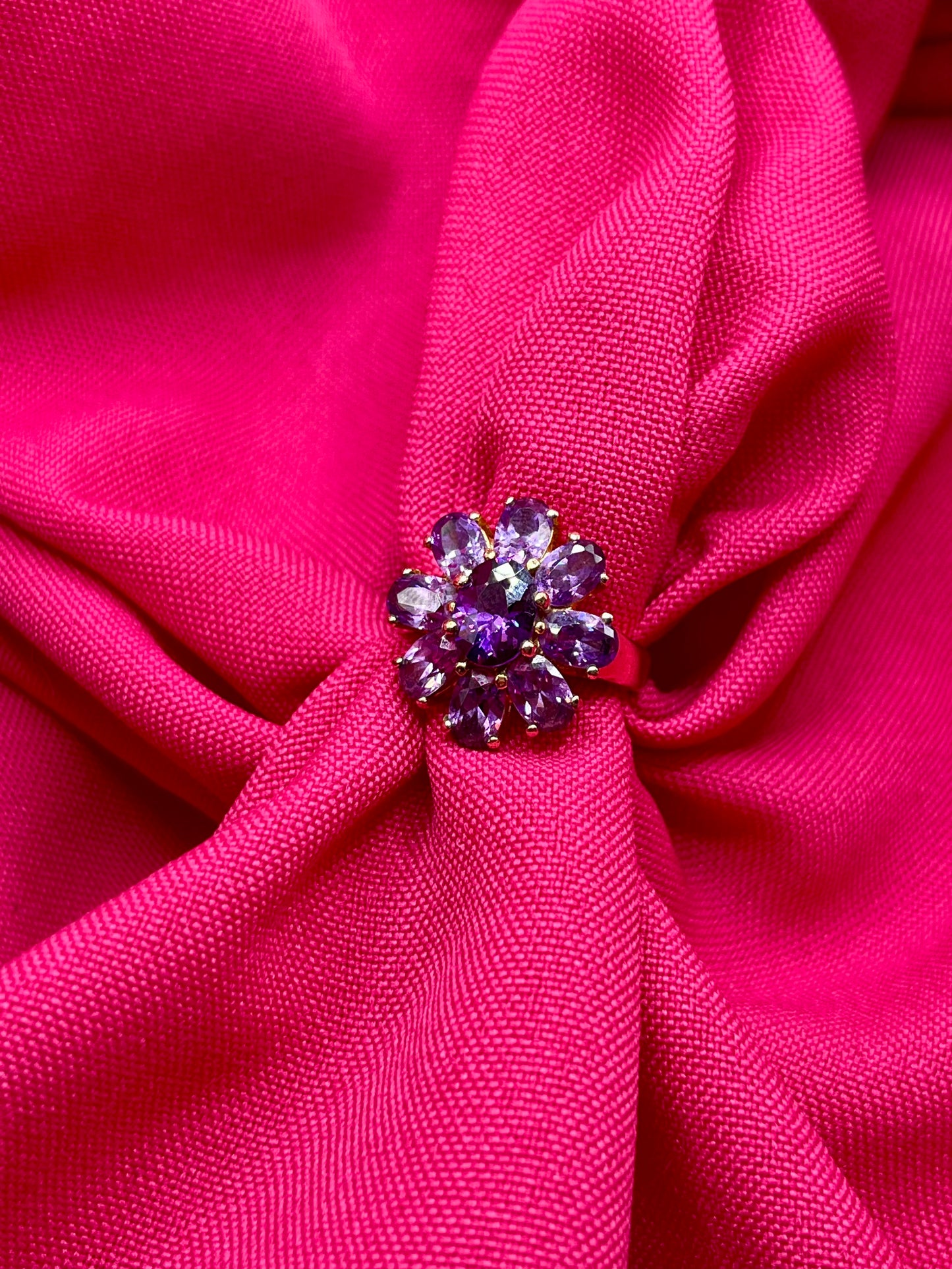 Daisy purple ring