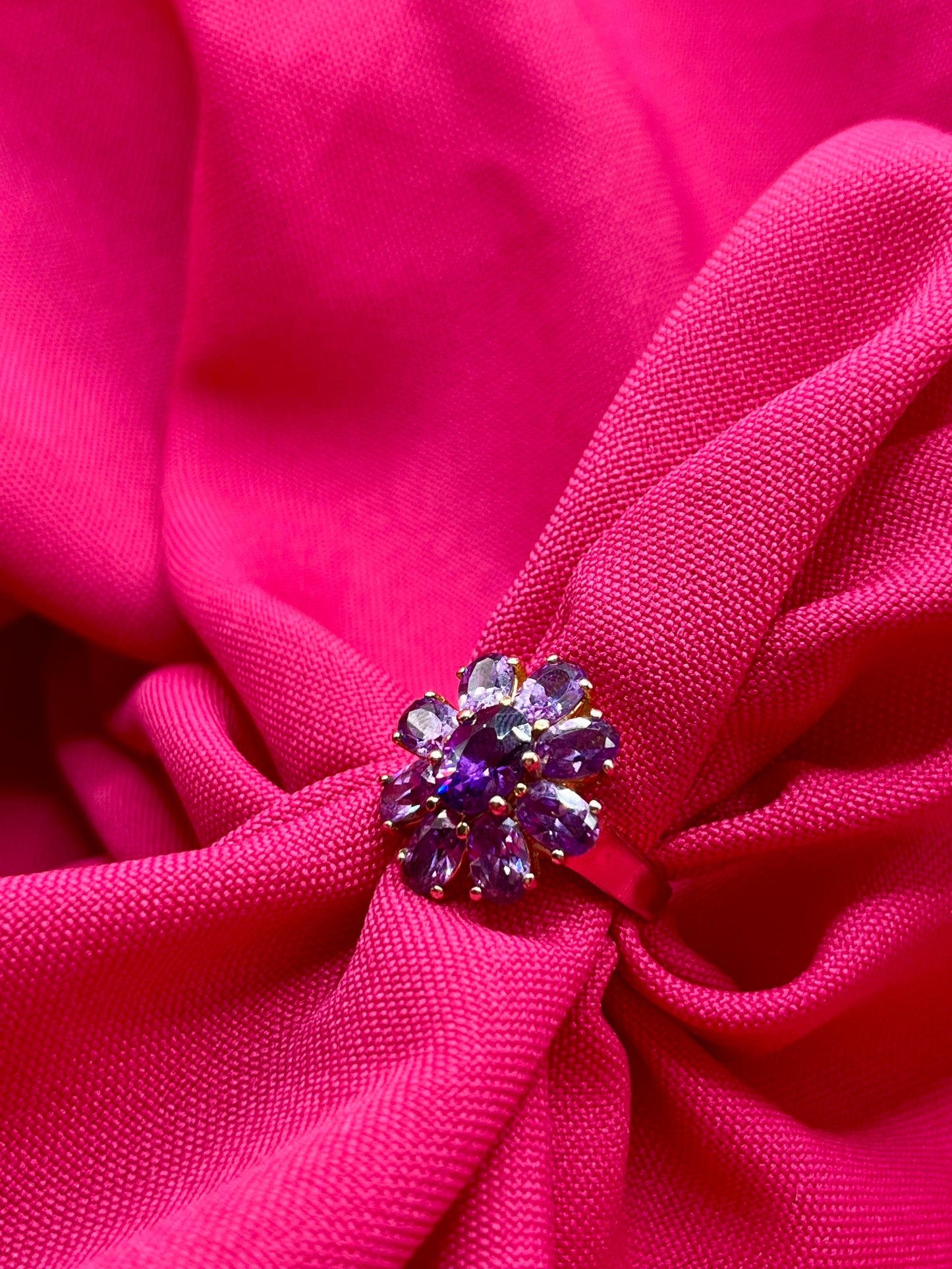 Daisy purple ring