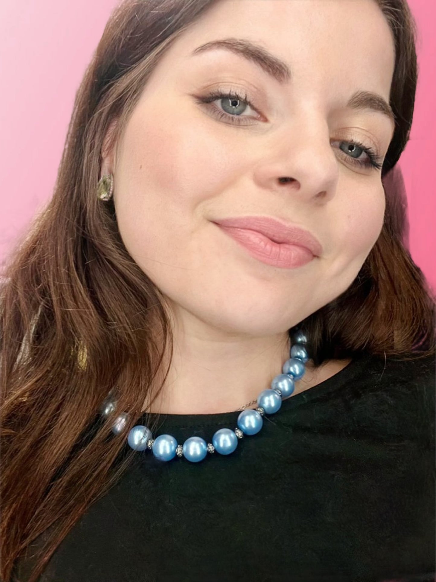 Peacock 1930s blue pearls necklace