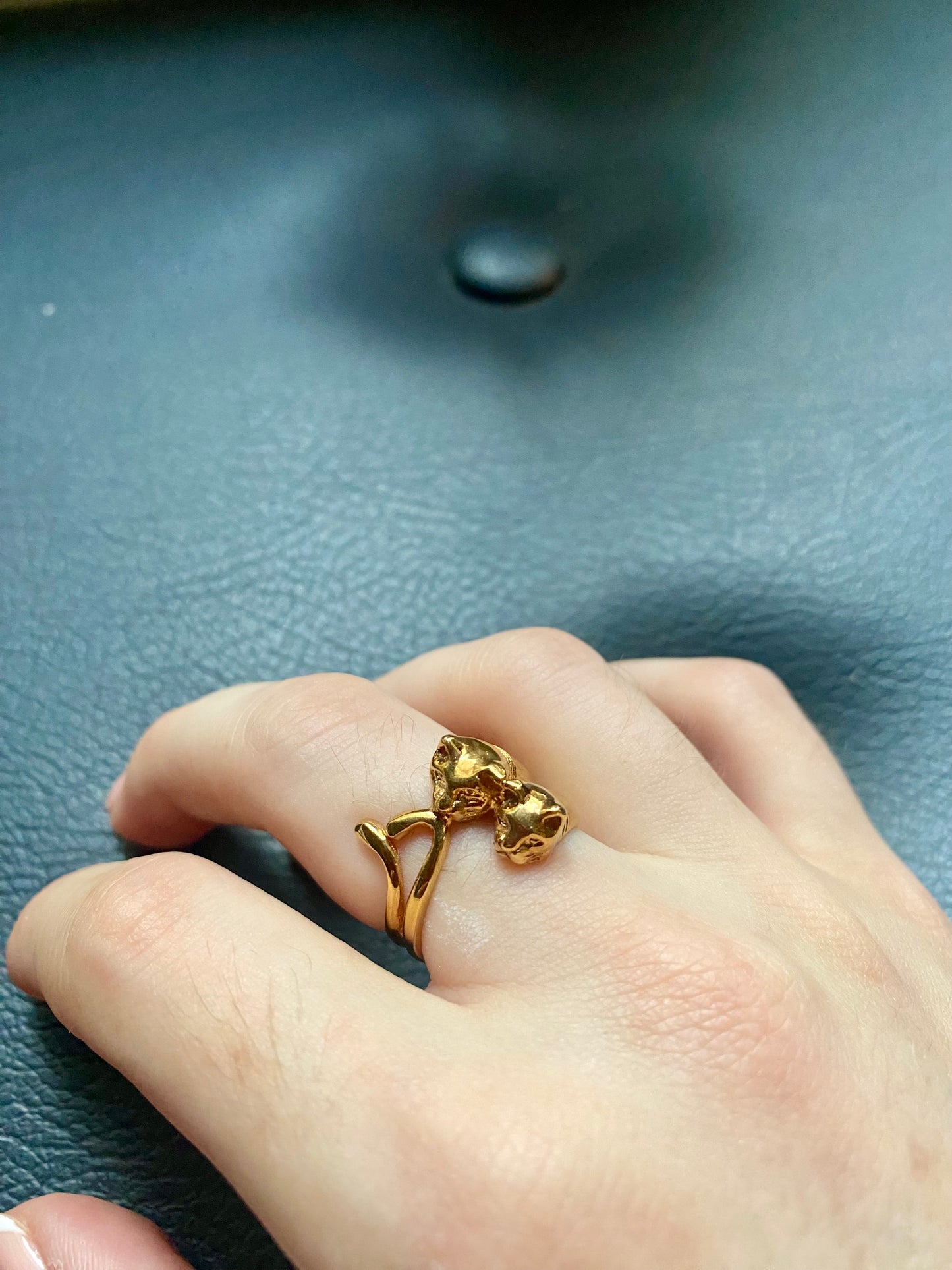 Cats ring