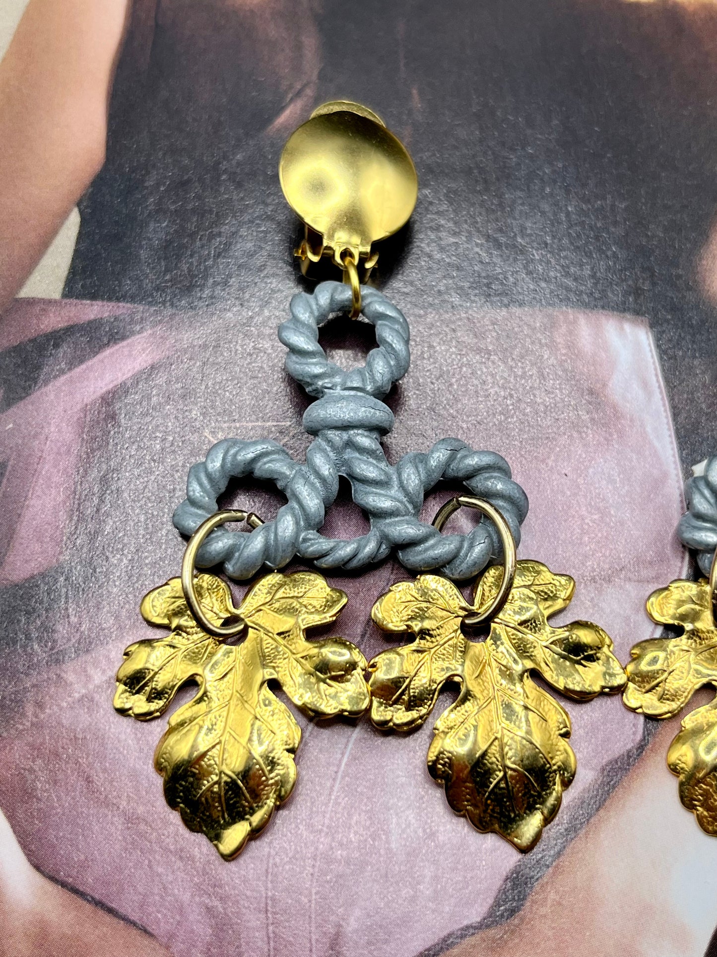 Baroque clips