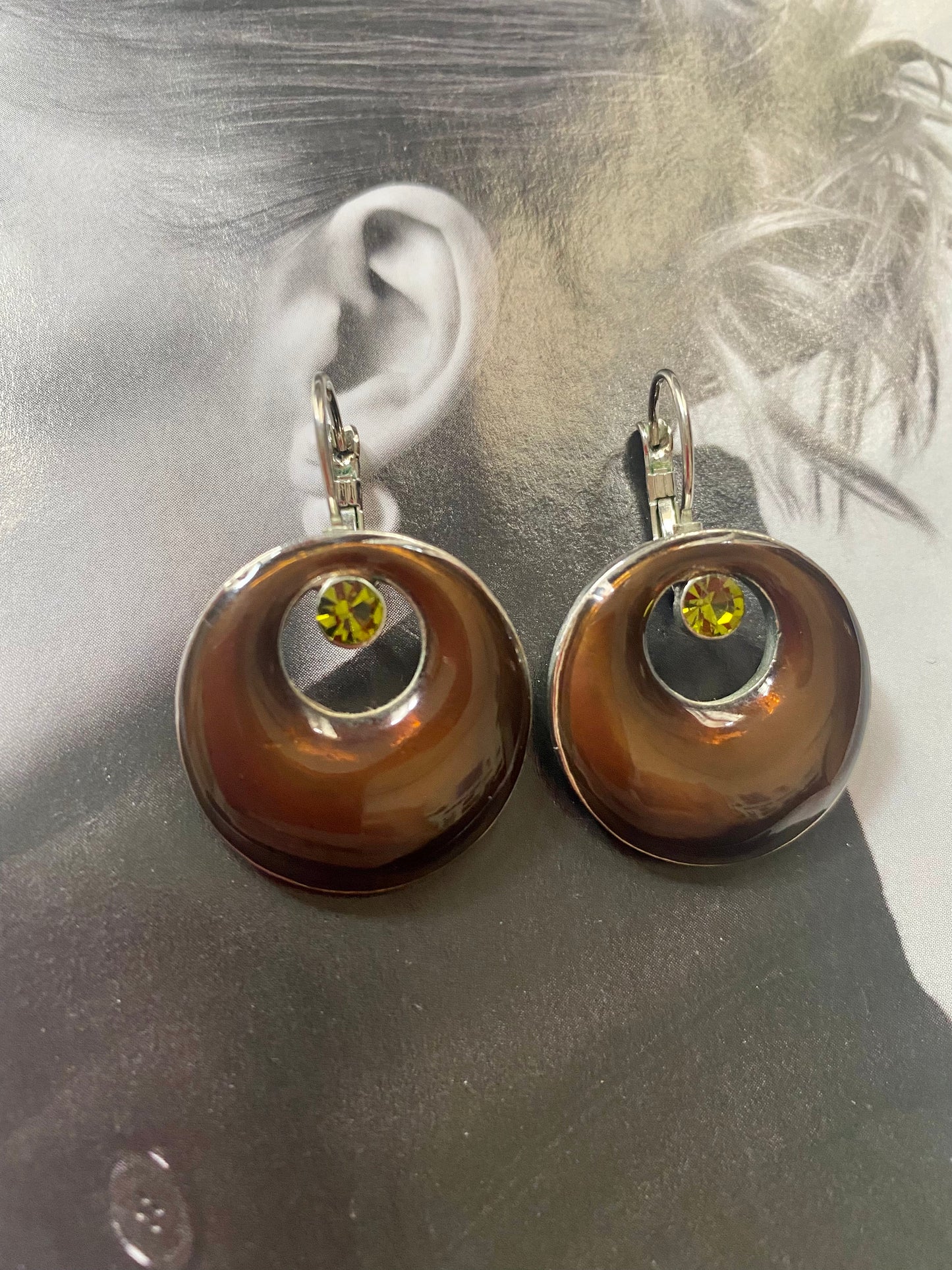 Boucles d’oreilles rondes années 90