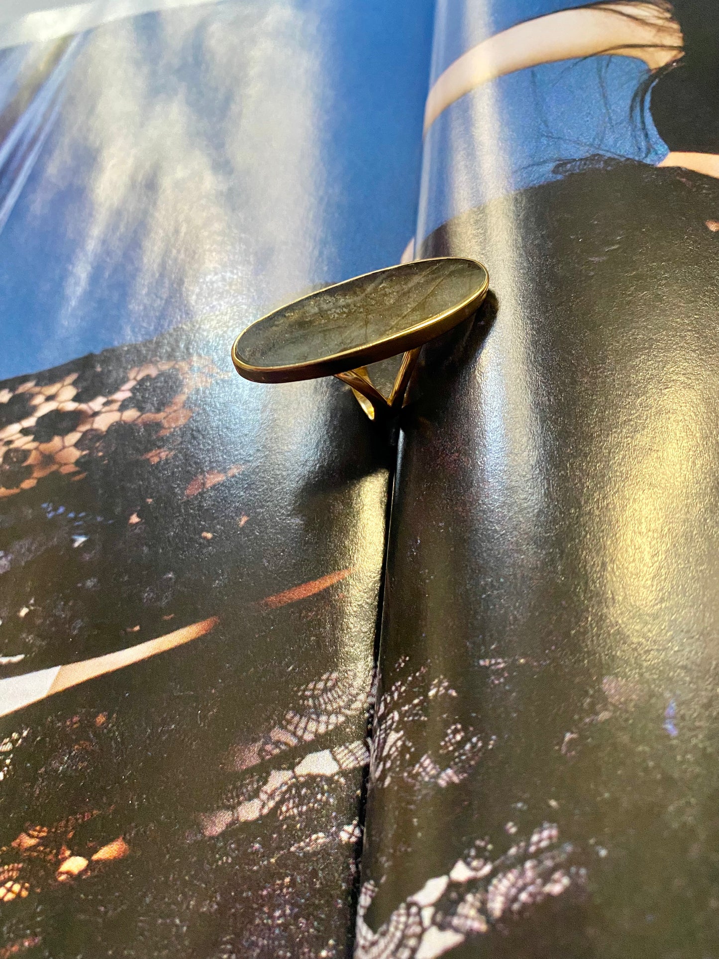 Oval labradorite ring