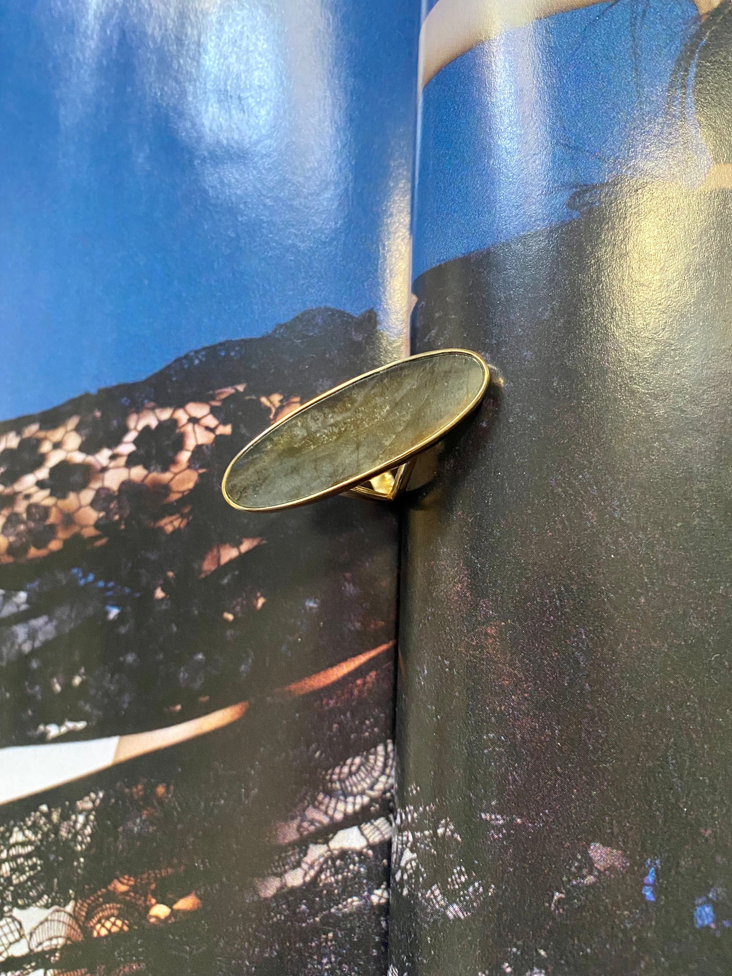 Oval labradorite ring