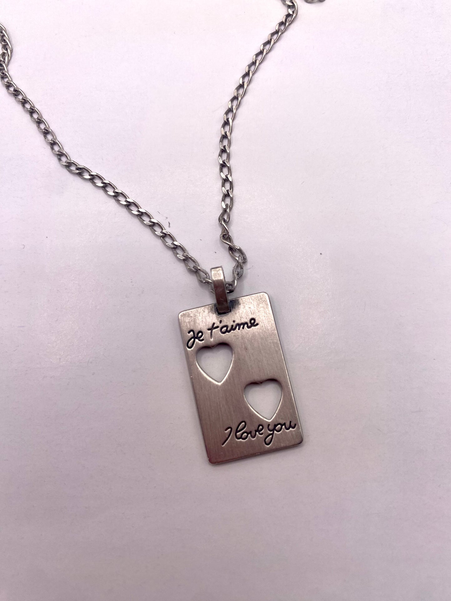 Je t’aime necklace