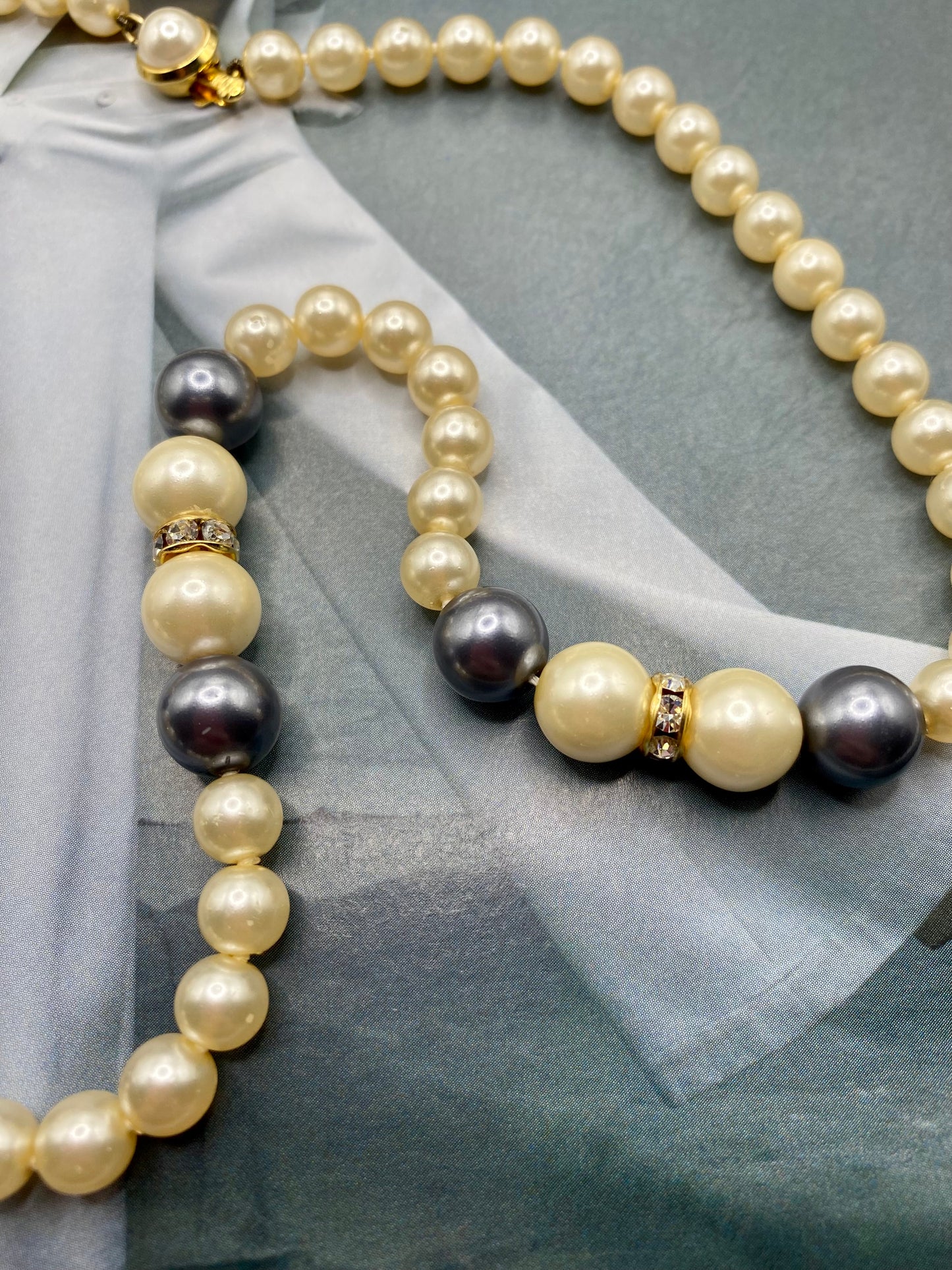 Bicolor pearls necklace