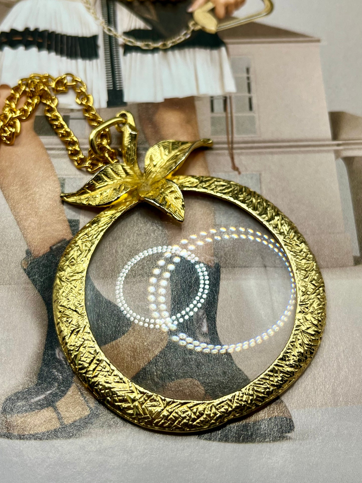 Magnifying glass necklace