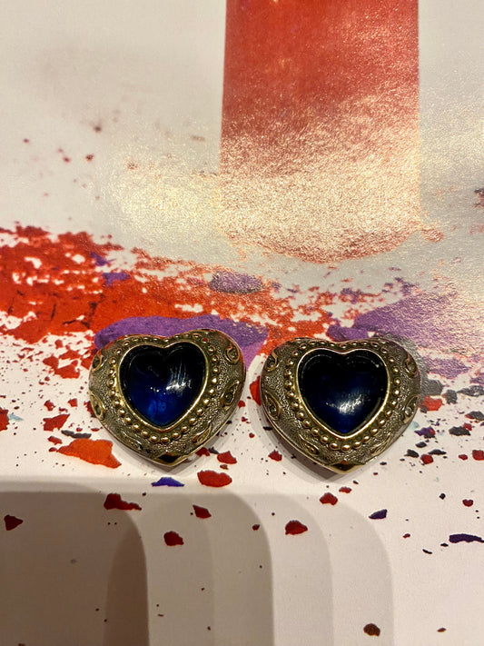 Silver and blue heart clips