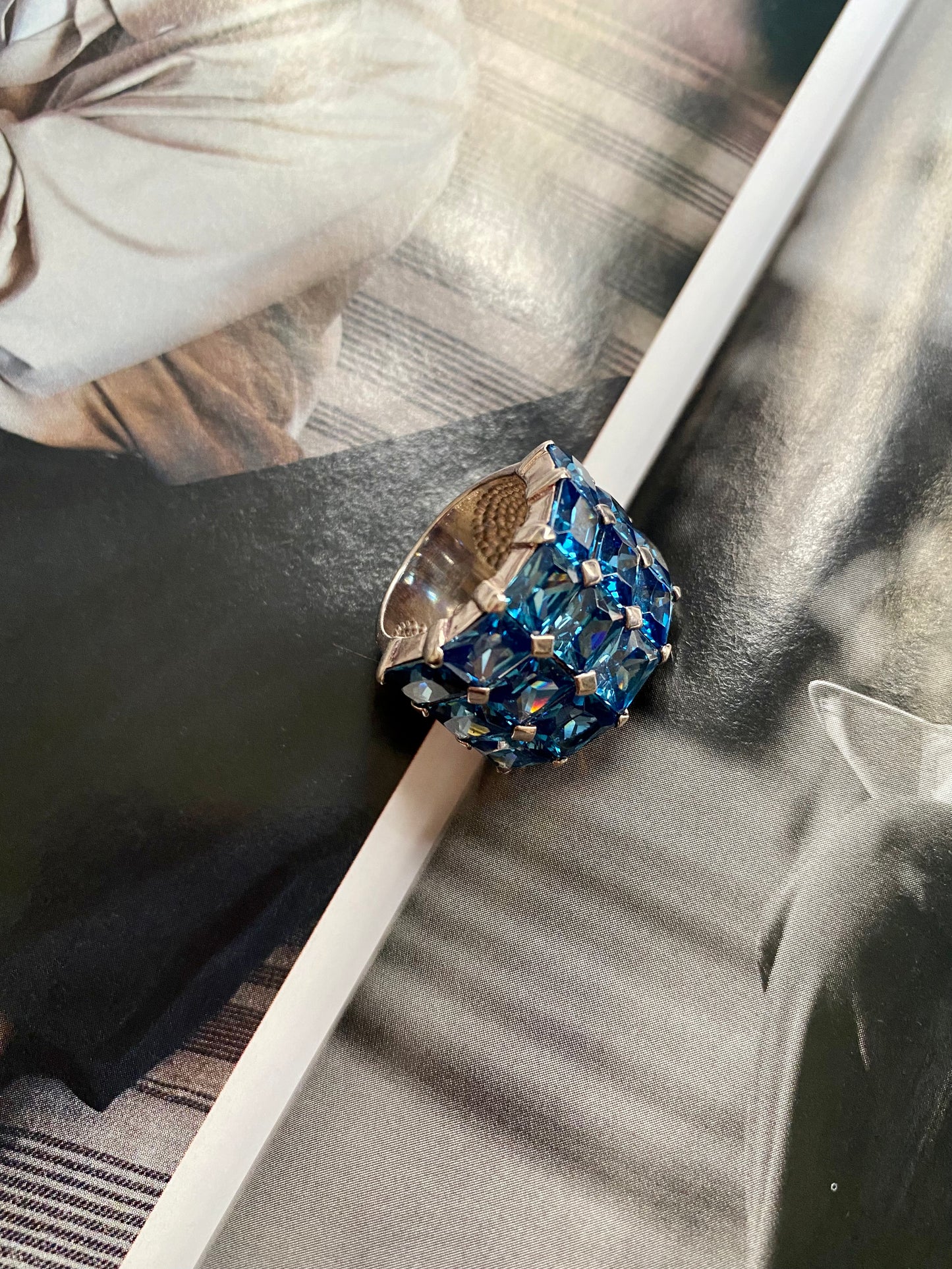 Bague cristaux bleu