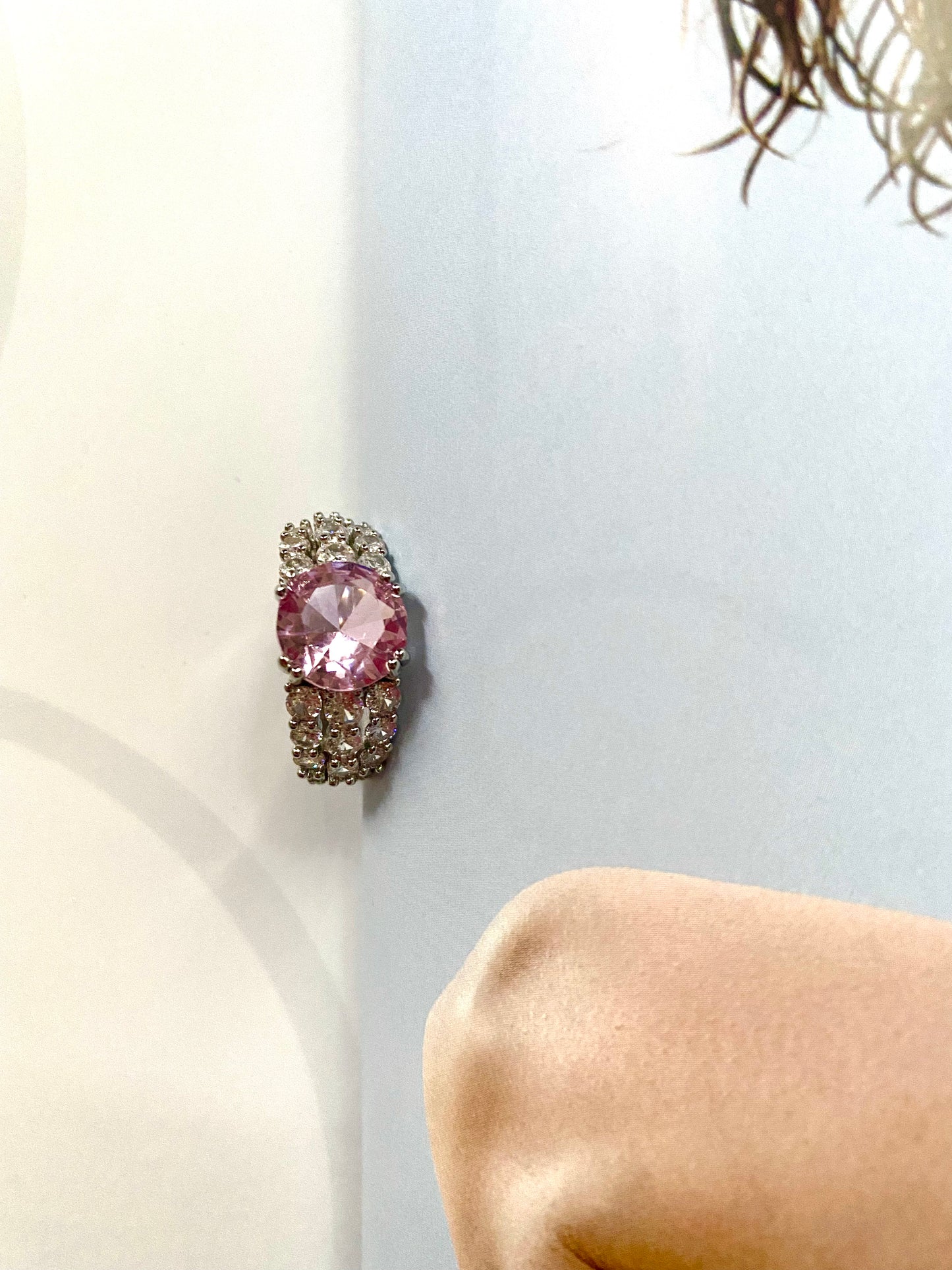 Bague en argent et cristal rose