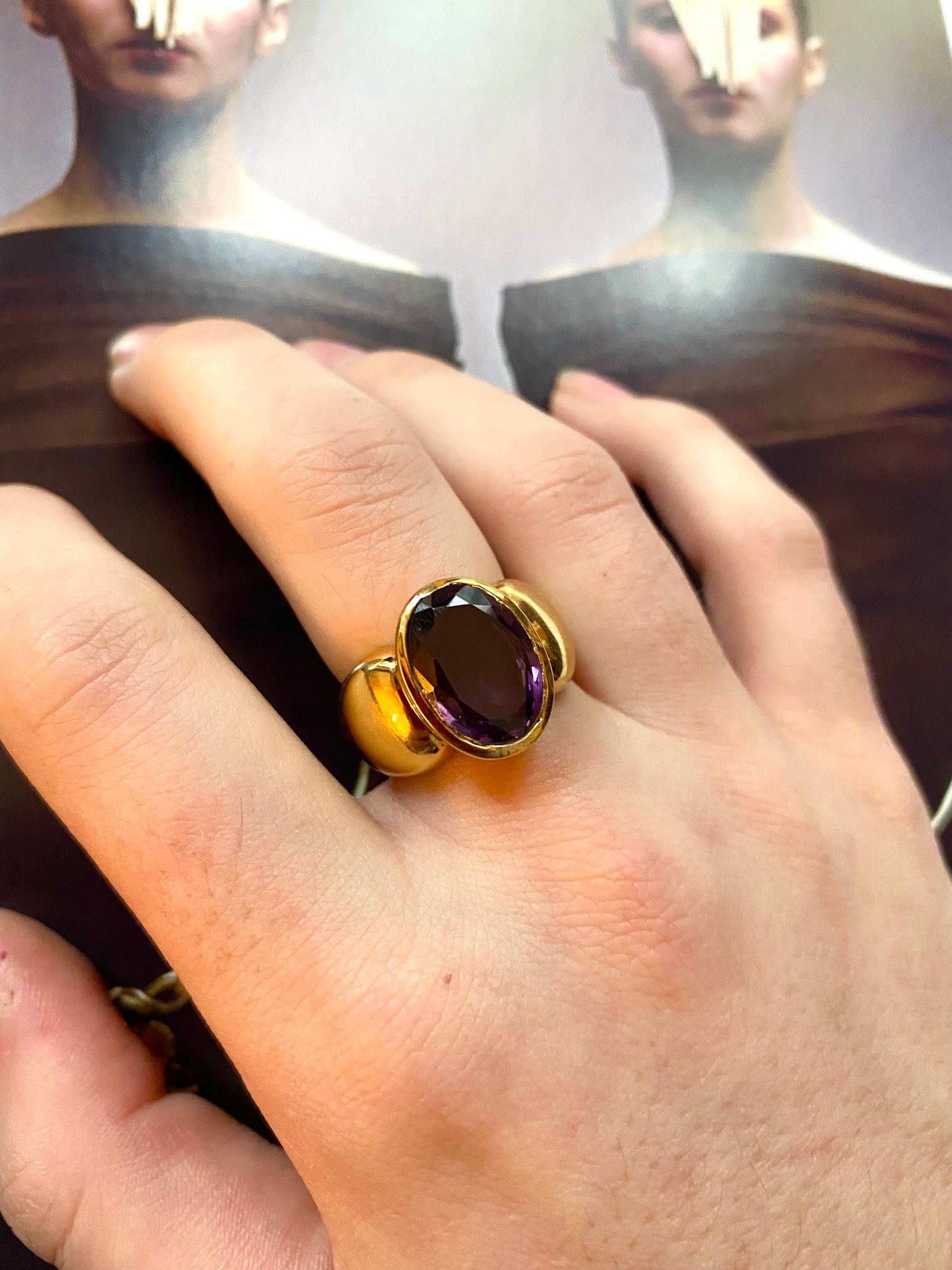 Amethyst oval ring