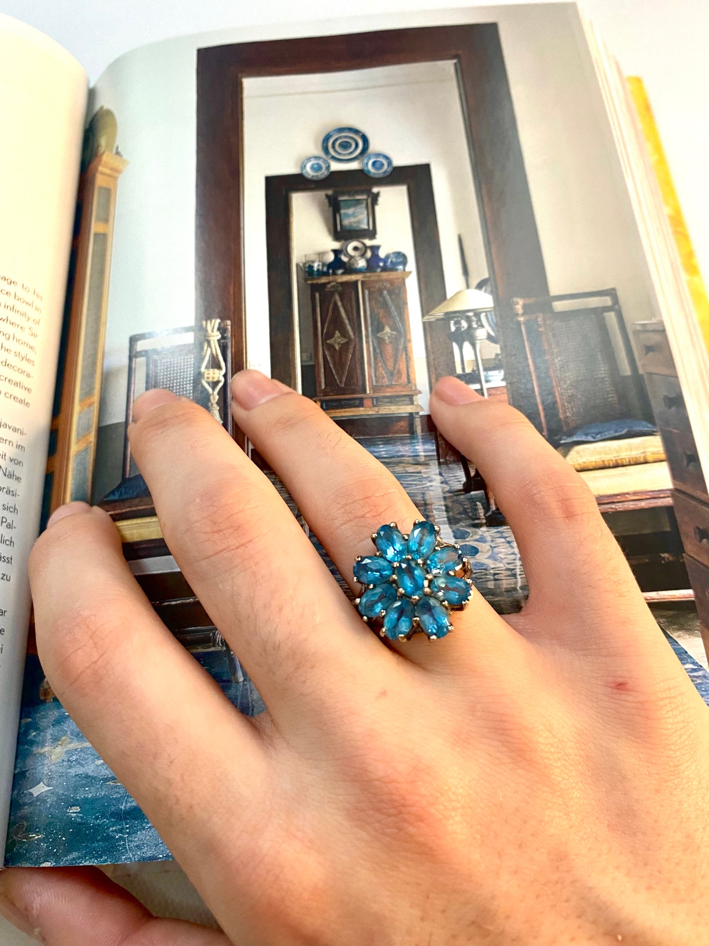 Blue flower ring