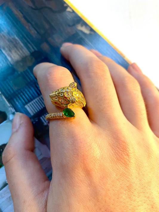 Panther gold ring
