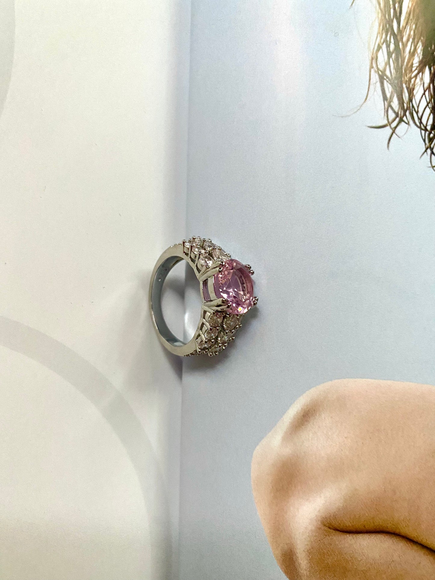 Bague en argent et cristal rose