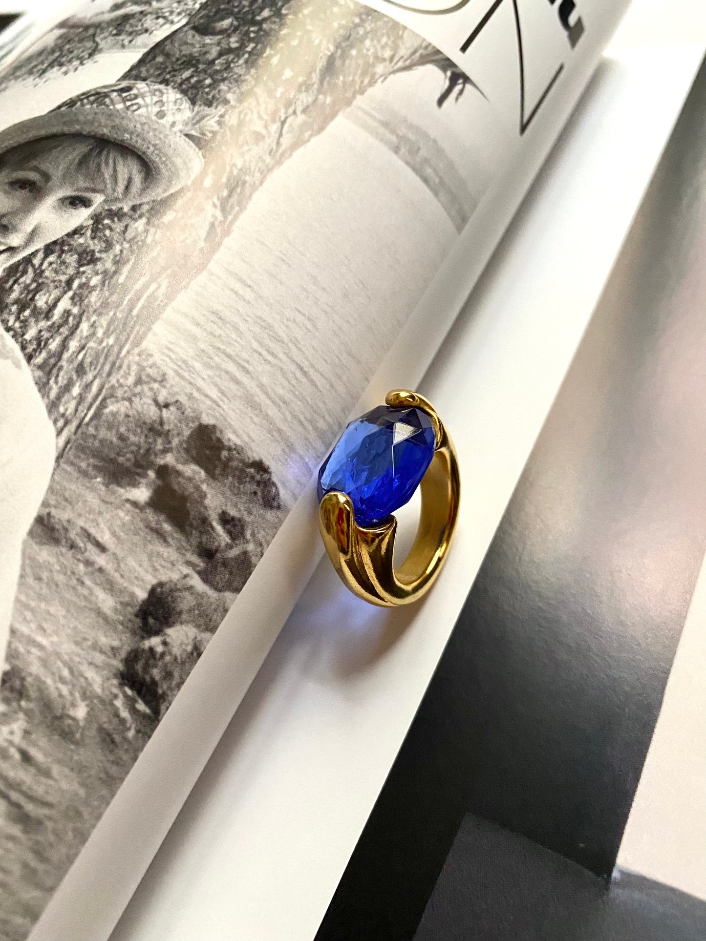 Bague grosse pierre bleu