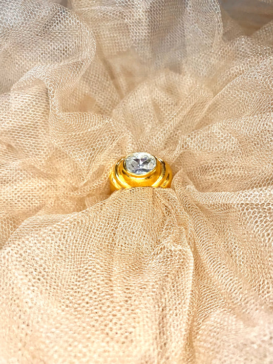 Bubbly gold ring